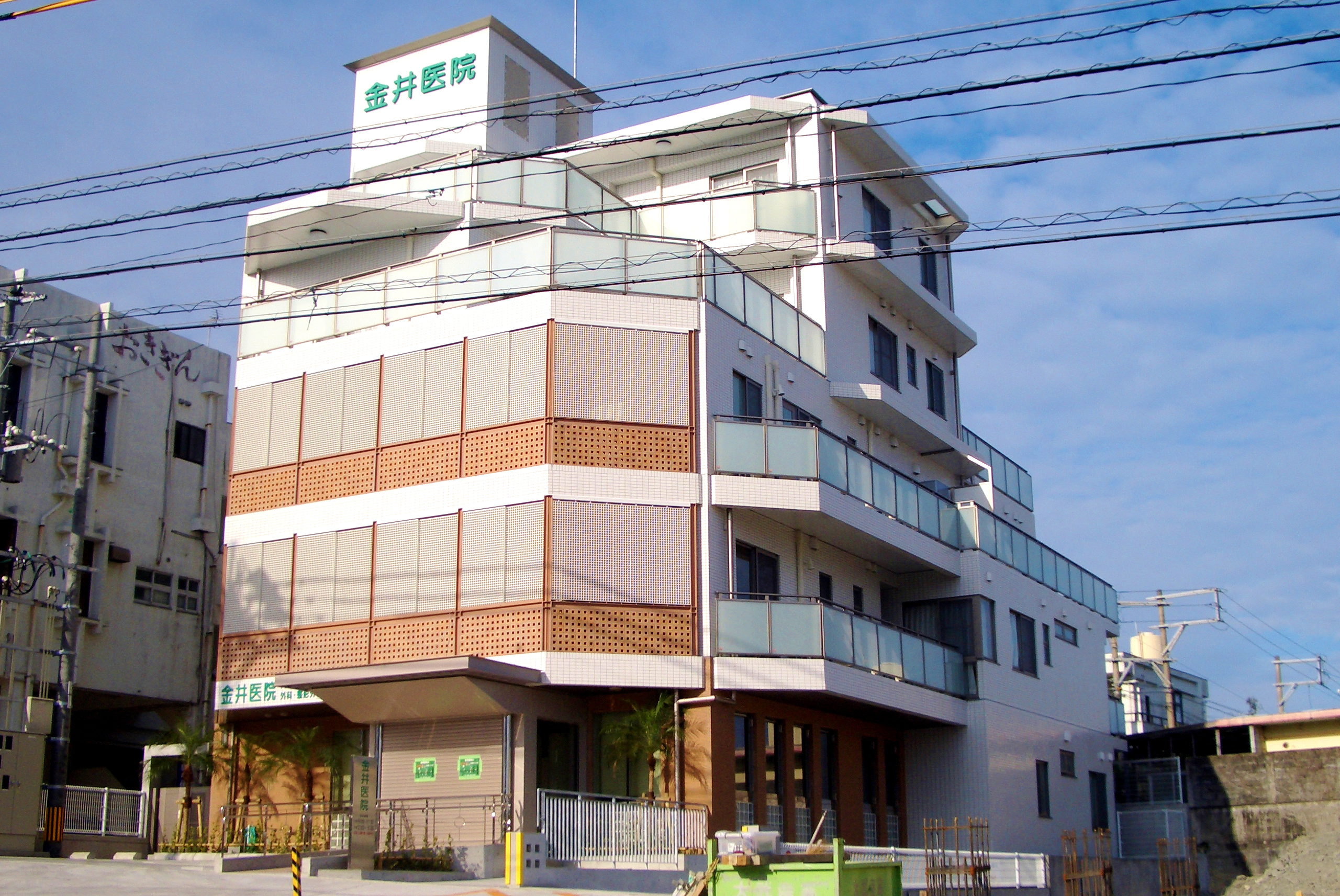 D-05　金井医院　2011年